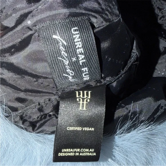 Free People X Unreal Fur ICE Queen bucket hat - Picture 9 of 9